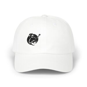 Gorra minimalista bordada con el logo de JORGE GLEM